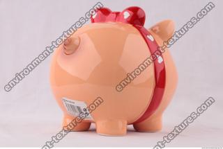 Photo Reference of Interior Decorative Pig Statue 0005